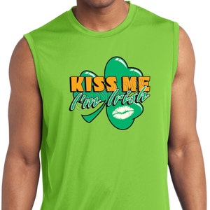Men&#39;s St Patrick&#39;s Day Kiss Me I&#39;m Irish Sleeveless Moisture Wicking Tank Top XIT-2219-ST352