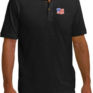 Amerikansk flagga pikétröja USA-flagga Patriotisk golfpiké - viftande flagga Svart
