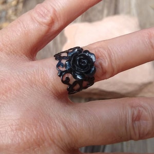 Black Rose Ring. Adjustable. Victorian Style Ring. Filigree Band. Goth Ring
