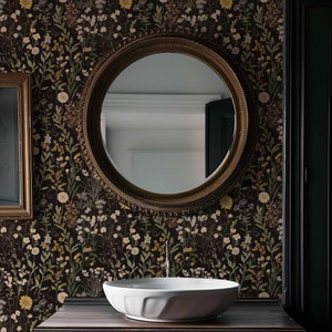 Carta da parati floreale Dark Academia, carta da parati adesiva Moody, decorazione murale gotica con fiori selvatici, rivestimento murale vintage per camera da letto e bagno NF65