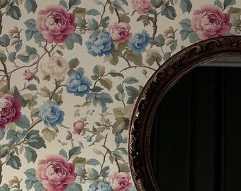 Papel pintado autoadhesivo con estampado floral vintage: mural botánico en tonos pastel.