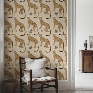 Cheetah Print Wallpaper: Retro Jungle Peel and Stick Mural