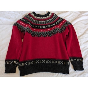 Vintage Woolrich Sweater Men&#39;s Size XL Fair Isle Red and Gray Wool Pullover - 1980s, 1990s 80s/90s Extra Large Ski Winter Thick Warm Nordic