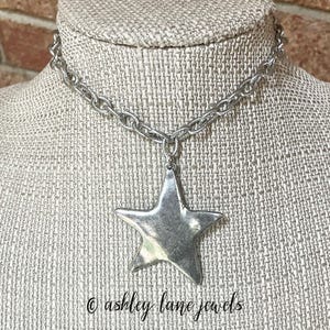 Silver ROPE CHAIN STAR Necklace * Large Hammered Pendant * Chunky Chain Layering Choker