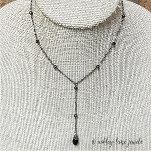 CASSANDRA Gunmetal Black Y Necklace with Glass Teardrop Dangle,   Black Teardrop Necklace,   All Black Necklace,   Black Lariat Necklace