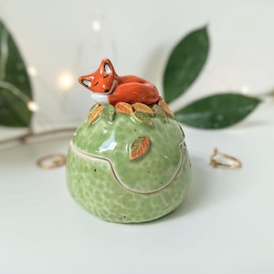 Ceramic storage box for jewelry and trinkets | Charming handmade ceramic box with fox figurine