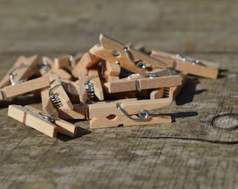 20x mini wooden pegs and twine, picture pegs, hanging pegs, wooden pegs, picture display, rustic picture display.