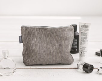 Medium Grey Linen Purse for Coins, Kindle, Travel. Organic Linen Makeup Bag Case for Cosmetic, Toiletries with Zipper for Women, Men as Gift