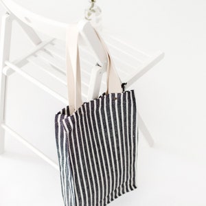 Large striped linen market tote bag for grocery, shopping. Reusable natural tote bag for beach, travel. Canvas bag for women, men pocket image 2