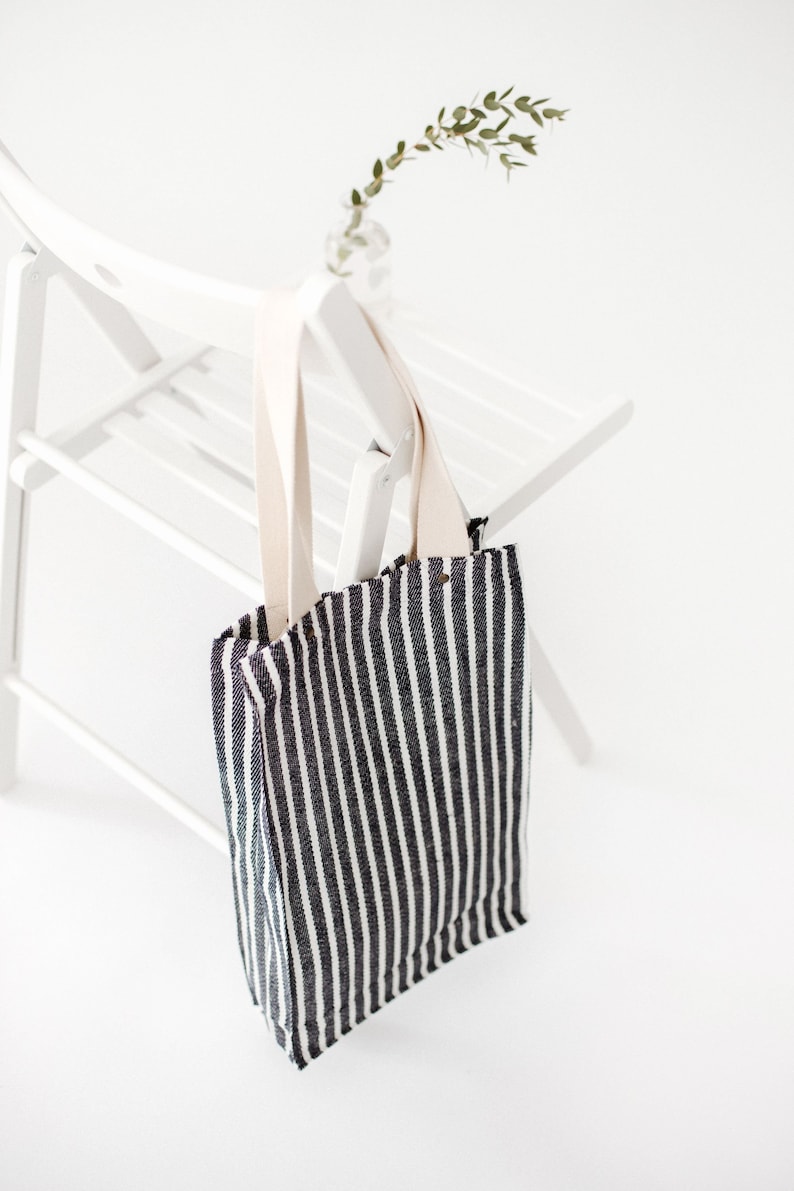 Large striped linen market tote bag for grocery, shopping. Reusable natural tote bag for beach, travel. Canvas bag for women, men pocket image 2