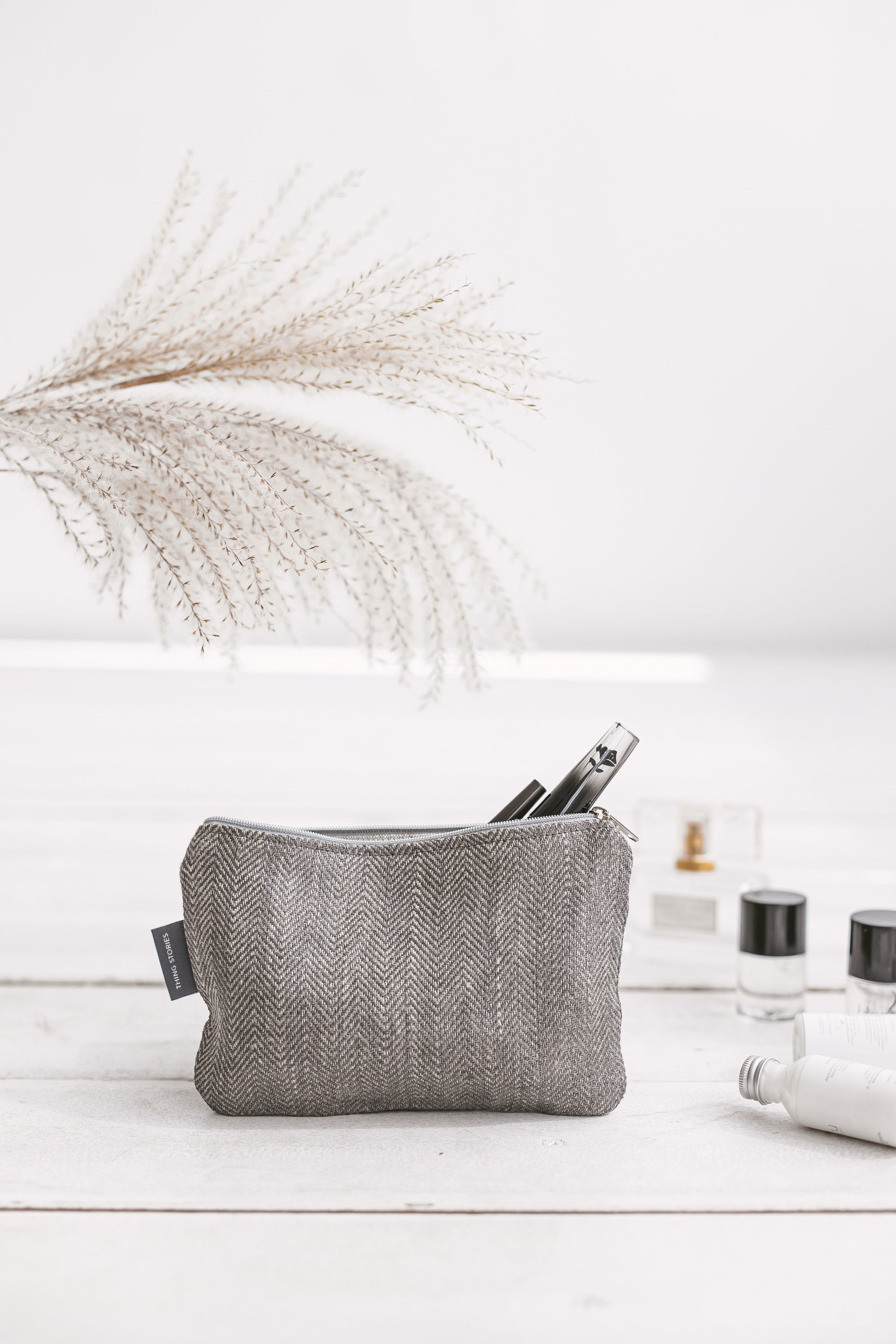 Linen jewellery bags hotsell