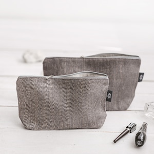 2er Set große Kosmetiktasche grau für Reisetoilettenartikel. Natürliche Leinen Eco freundliche Make-up Tasche für Frauen, Männer Geschenk. Stofftasche. 3 Farben