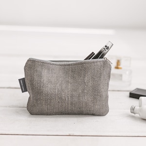 Monedero pequeño de lino gris para monedas, lápices, llaves, artículos de tocador y maquillaje. Neceser ecológico para viajes. Neceser vegano y orgánico para mujer con cremallera