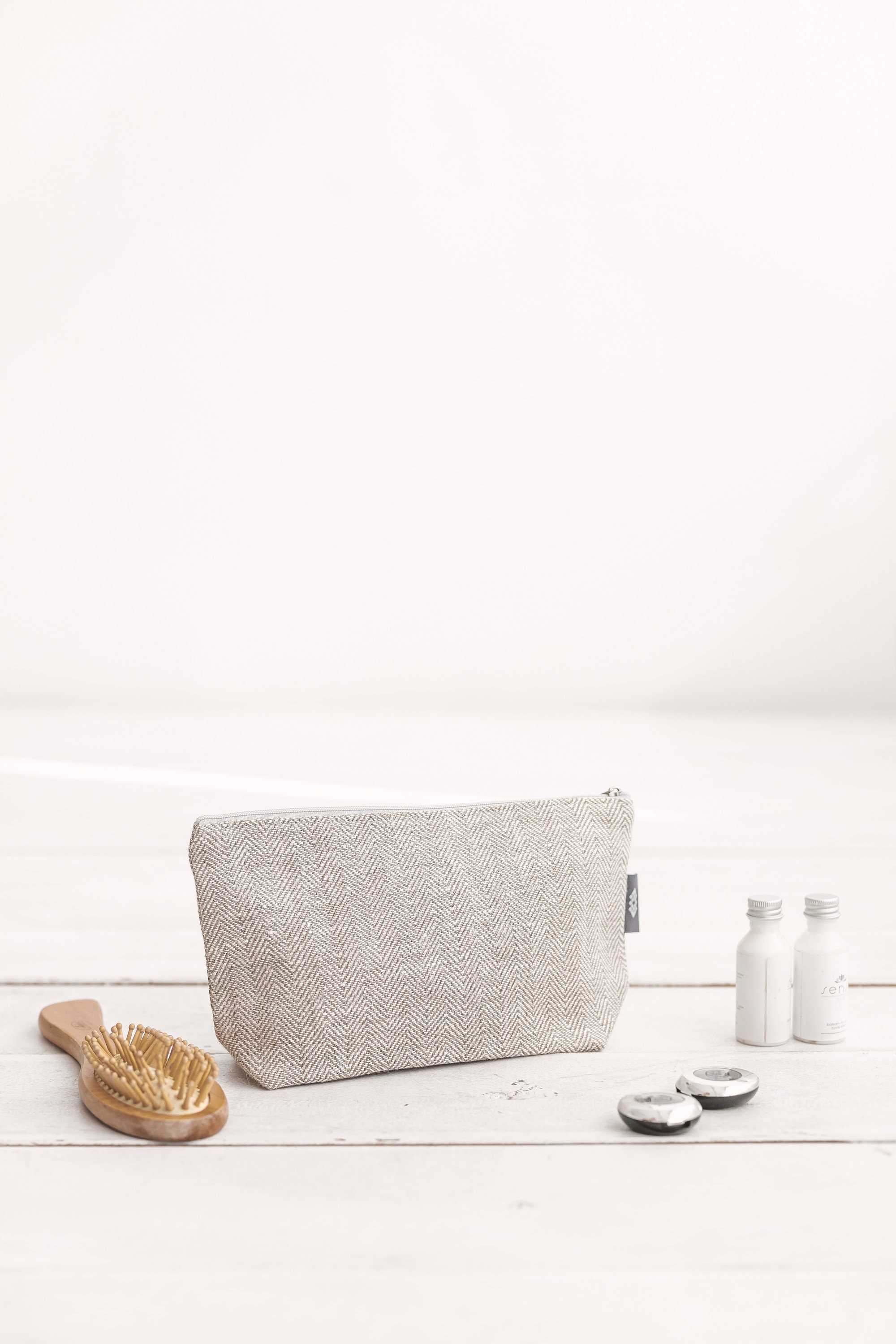 sustainable makeup bag
