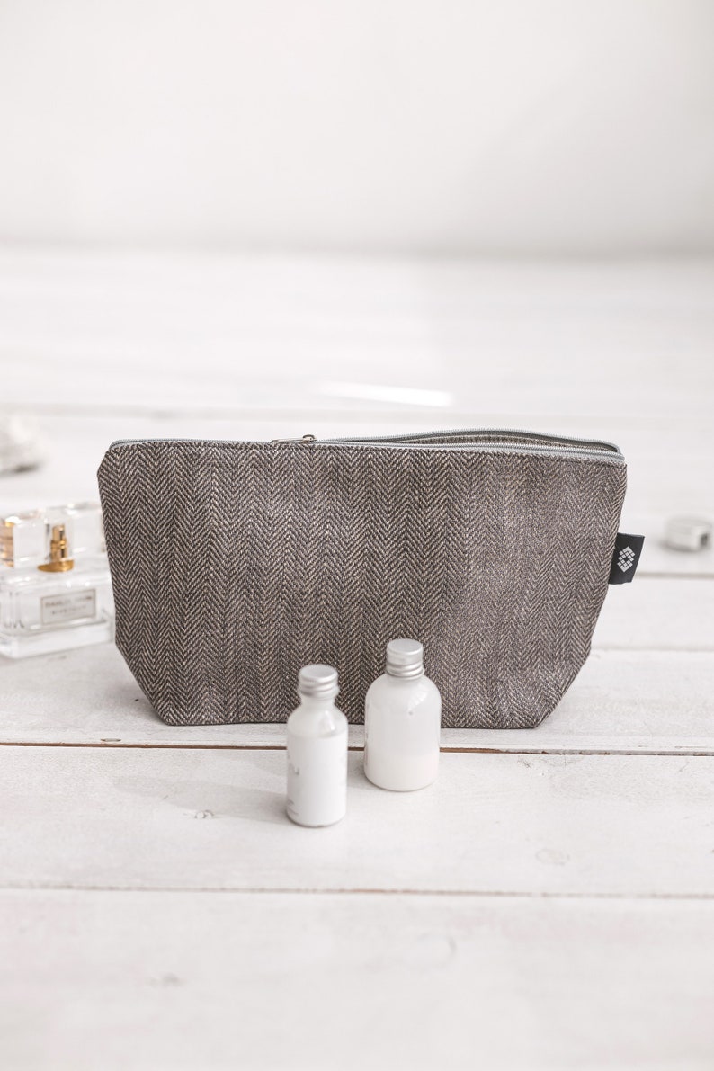 Large white linen makeup bag. Eco friendly cosmetic bag with zipper for toiletries. Organic travel pouch for women, men. 2 pockets, 3 colors image 7