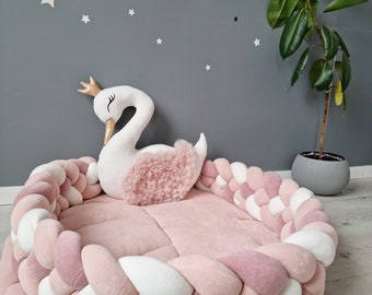 Prinzessinnenkissen Schwan, Hellrosa mit Gold oder Silber, Geschenk zur Babyparty. Dekorative Kissen, Babyzimmer-Dekoration, Kinderzimmer-Dekoration, Spielzimmer