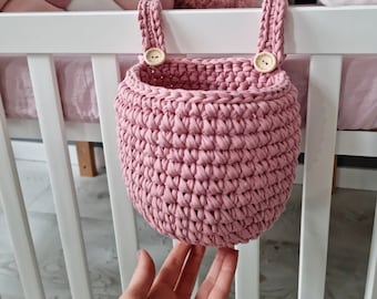 Hanging storage basket, knitted crib basket, nursery storage basket, newborn organizer, new parent gift baskets for baby bed kids room decor