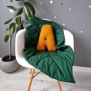 Almofada de alfabeto Boucle, letra personalizada, almofada infantil personalizada, almofada com letra inicial A, monograma decorativo para berçário, presente de chá de bebê