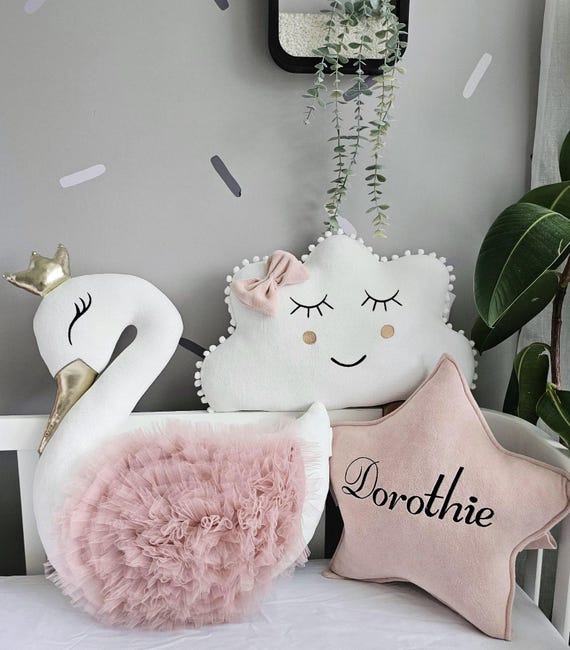 Babykissen-Set – Prinzessinnenkissen Schwan, Kissen Wolke, personalisierter Stern, personalisiertes Babygeschenk. Mädchenzimmer-Dekoration. Babyzimmer-Dekoration