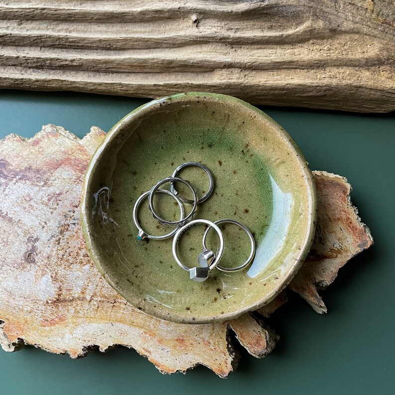 Small Ring Dish Sage Green Glazed Ring Dish Ceramic Jewelry Dish Trinket Dish Catchall Ceramic Jewelry Dish
