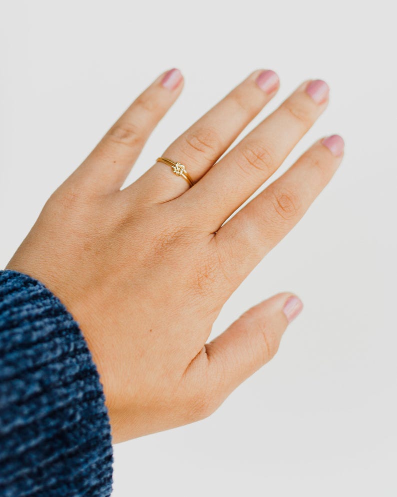 Double Knot Ring
