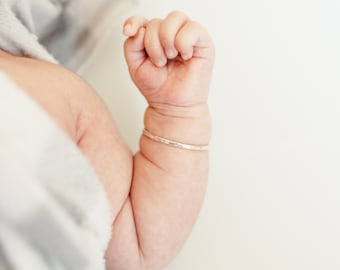 Gift for Baby Girl | Bangle Bracelet Shower Gift | Gold Fill Newborn Baby Bracelet - For Children Toddlers Granddaughter Niece God Daughter