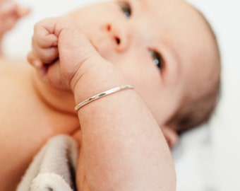 Gold bangles for newborn baby girl store