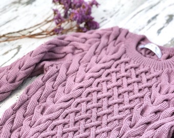 Lila weicher handgestrickter Crop Pullover aus Bio-Baumwolle Lila Pullover Damen Zopfmuster Pullover Pullover für empfindliche Haut Geschenk für Sie