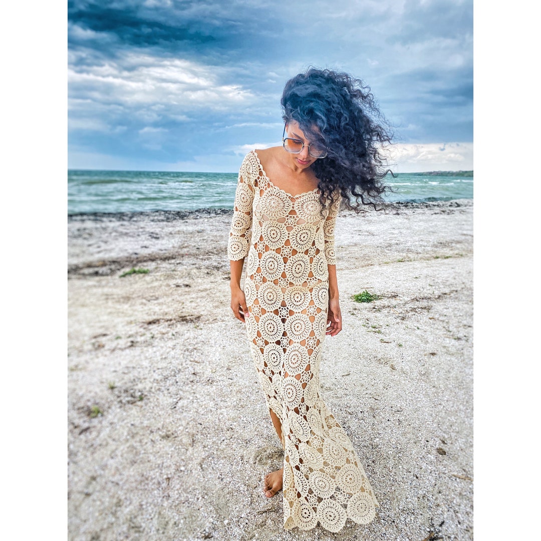 beach crochet wedding dress 2021 Hippie Beach Boho Boho lace wedding dress with Crochet Cotton Lace, Chiffon Skirt, Long Sleeves, and Champagne Lining