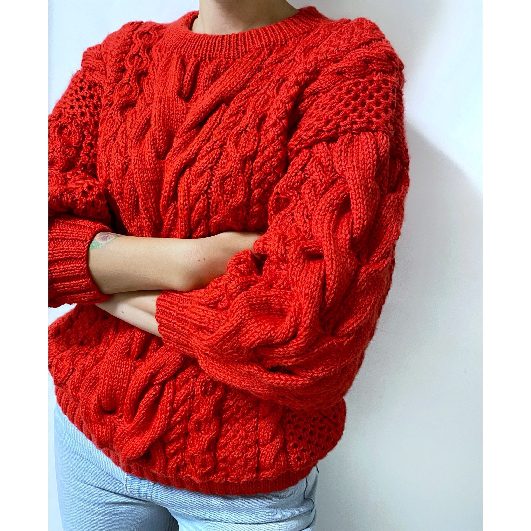 Red knit sweater women/knitted jumper/7/8 sleeve/Cable knitting