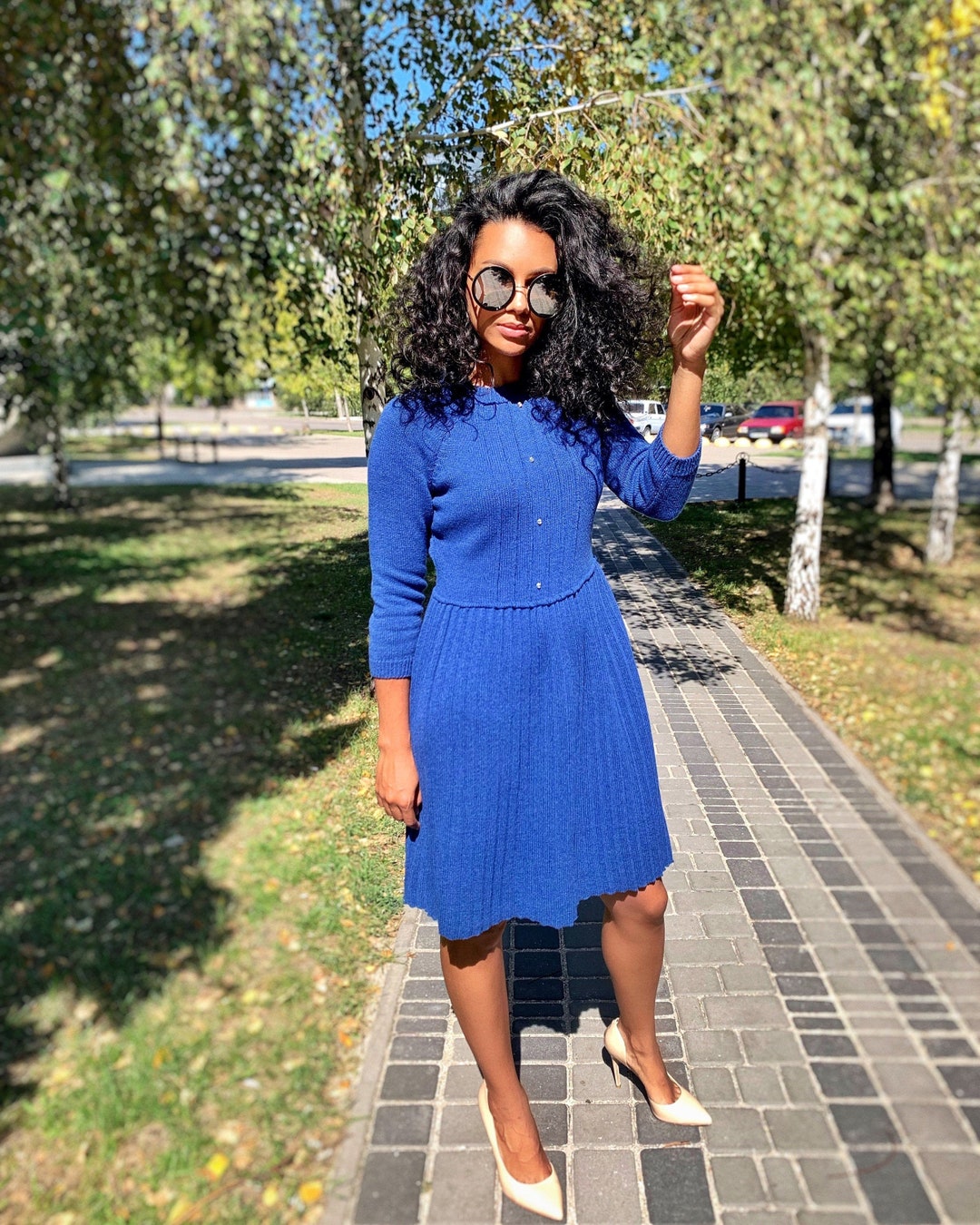 Chaussures Quelle Veste Avec Une Robe Bleu Electrique Cocktail