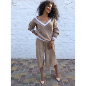 Knit women&#39;s suit/beige Set/culotte pants/sweater/Knit Set/Warm wool knitted suit/vintage costume/Minimalist/oversize suit/trousers pleated