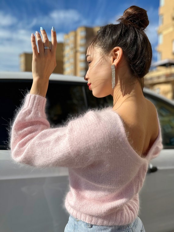Light Pink Angora Sweater Open Back Deep Neckline Knit Light Pink Angora Sweater Open Back Deep Neckline Knit