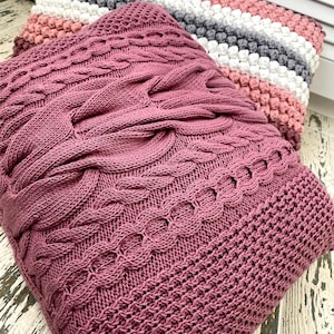 Knit pillows Home boho Decor/kids room decor/pink crocheted pillows bubbles/Cable Knit Pillow Cover/natural cotton pillow Handmade