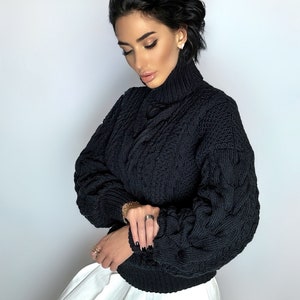 Suéter negro de lana merino suave de punto a mano Chunky Knit Turtleneck Oversize Pullover Mujer Cable knit Jumper suéter de invierno