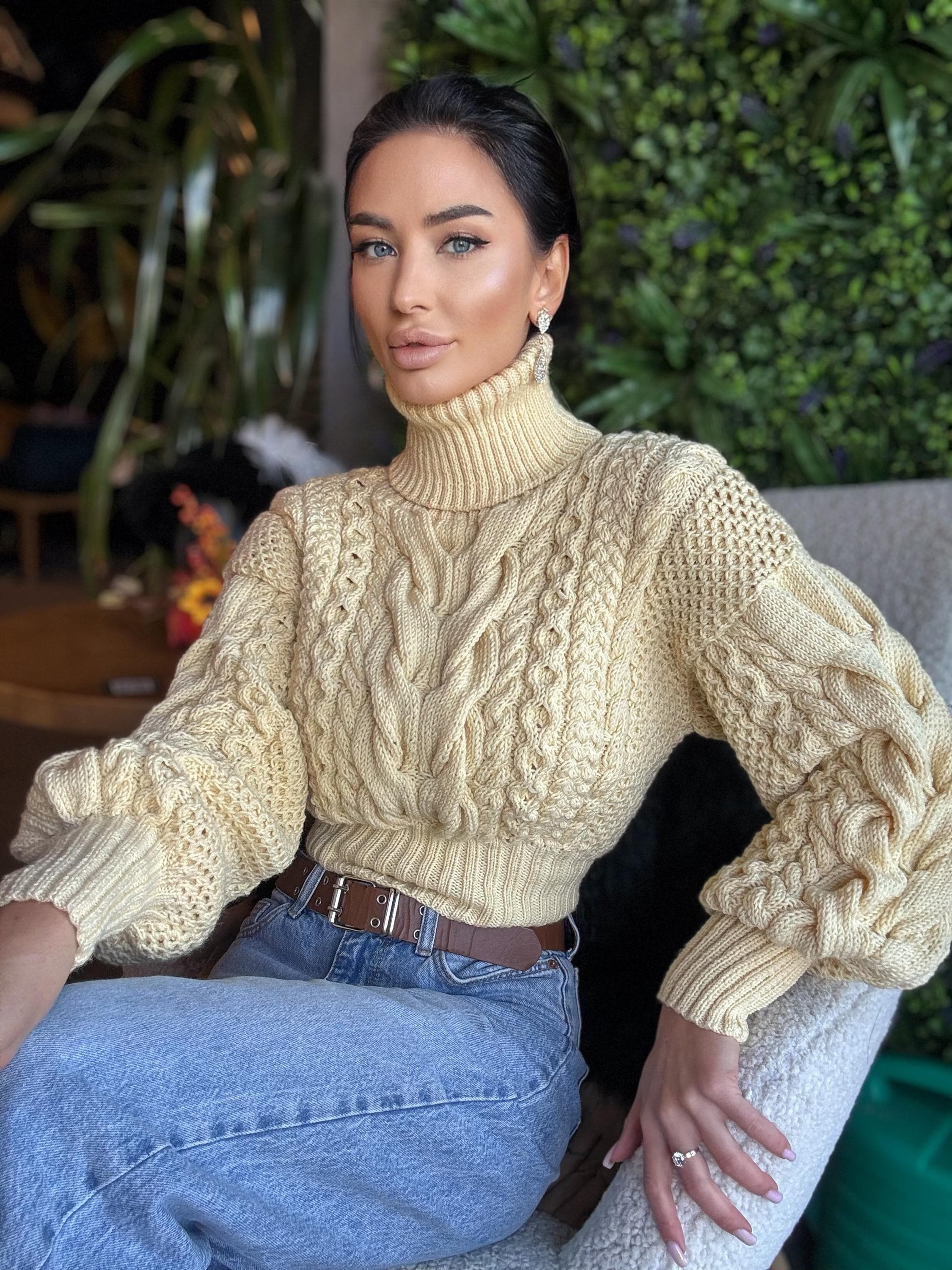 Crop Hand Knit White Milk Cream 100% Merino Wool Aran Sweater