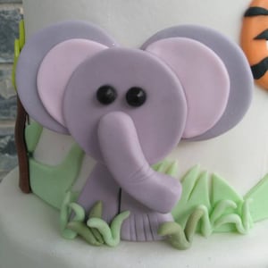 Jungle/Safari animals cake toppers, ELEPHANT and grass