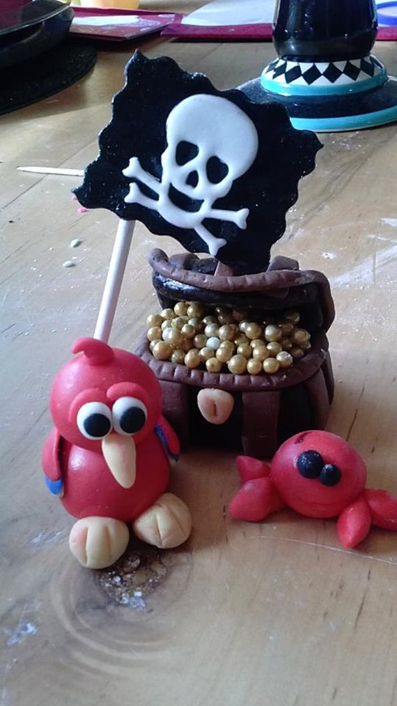 Fondant Edible Pirate Theme Cake Topper BUNDLE Parrot