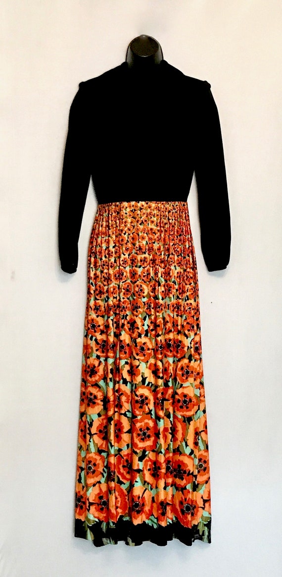 60s Ladies Black with Orange Poppies Hostess Maxi