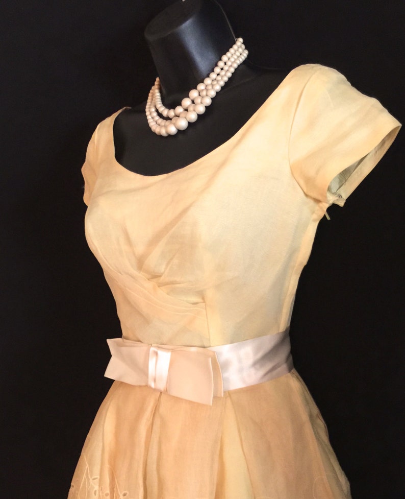 50/'s Pale Yellow Chiffon Cup Cake Dress VG73