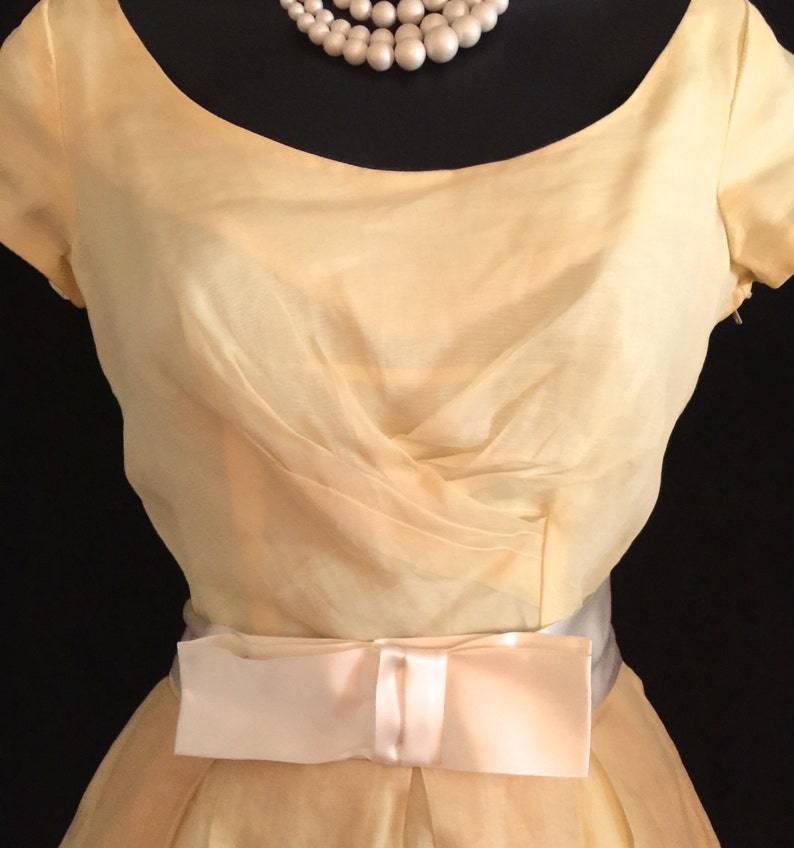 50/'s Pale Yellow Chiffon Cup Cake Dress VG73