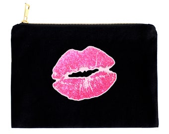 Lips makeup bag, Valentines bag, kiss cosmetic bag, cosmetic bag, makeup bag for her, cosmetic bag for her, canvas cosmetic bag, lips,kisses