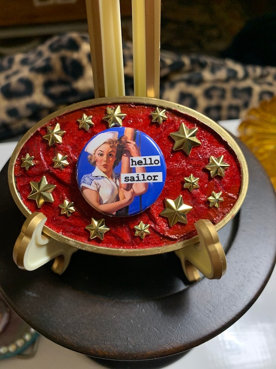Pin up Girl Belt Buckle: Hello Sailor, Gold Stars - Etsy display picture 3
