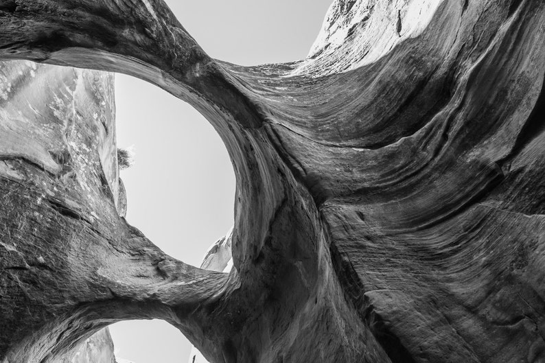 Escalante Utah Peek-A-Boo Arch