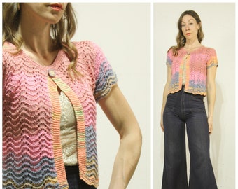 Sm Vintage 90s/00s Colourful Crochet Crop Cardigan // Cute y2K Spring Layer