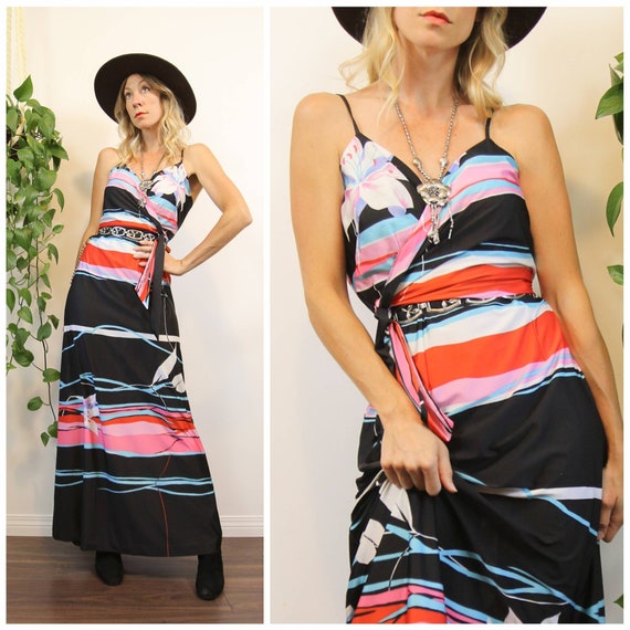 L 1970s Hawaiian Maxi Dress with Lily's & Stripes