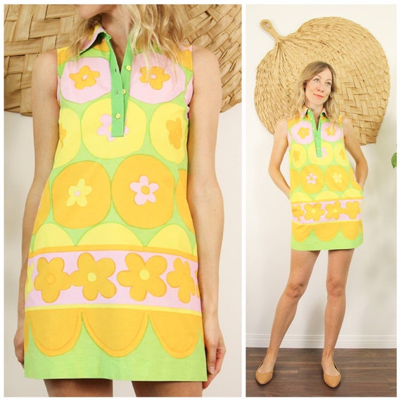 Adorable 1960s Cartoon Flower Power, Mod Mini Dres
