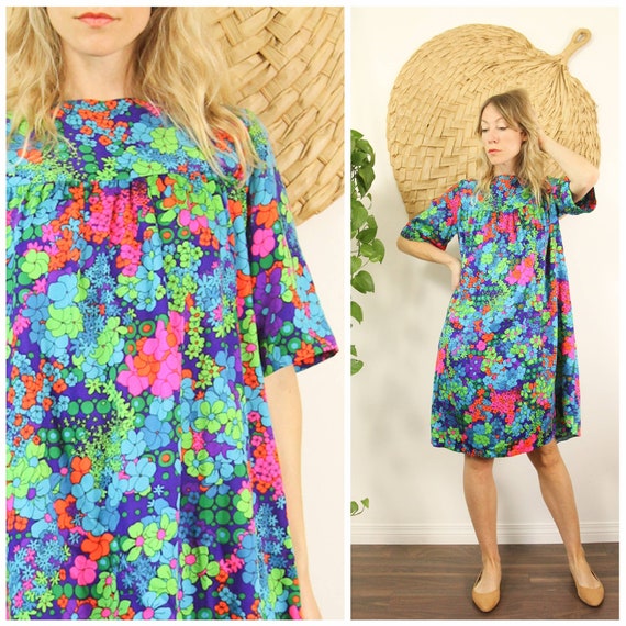 Vintage 70s Psychedelic Floral Day Dress // Colour