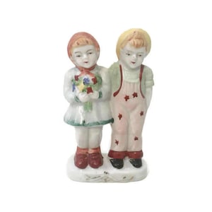 Figura de porcelana vintage para niño y niña, pintada a mano, hecha en Japón, c.1950s