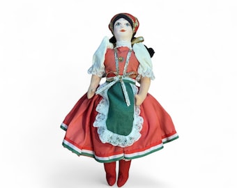 ヴィンテージ、ミッドセンチュリー、布製人形、赤、黄、白、民族衣装